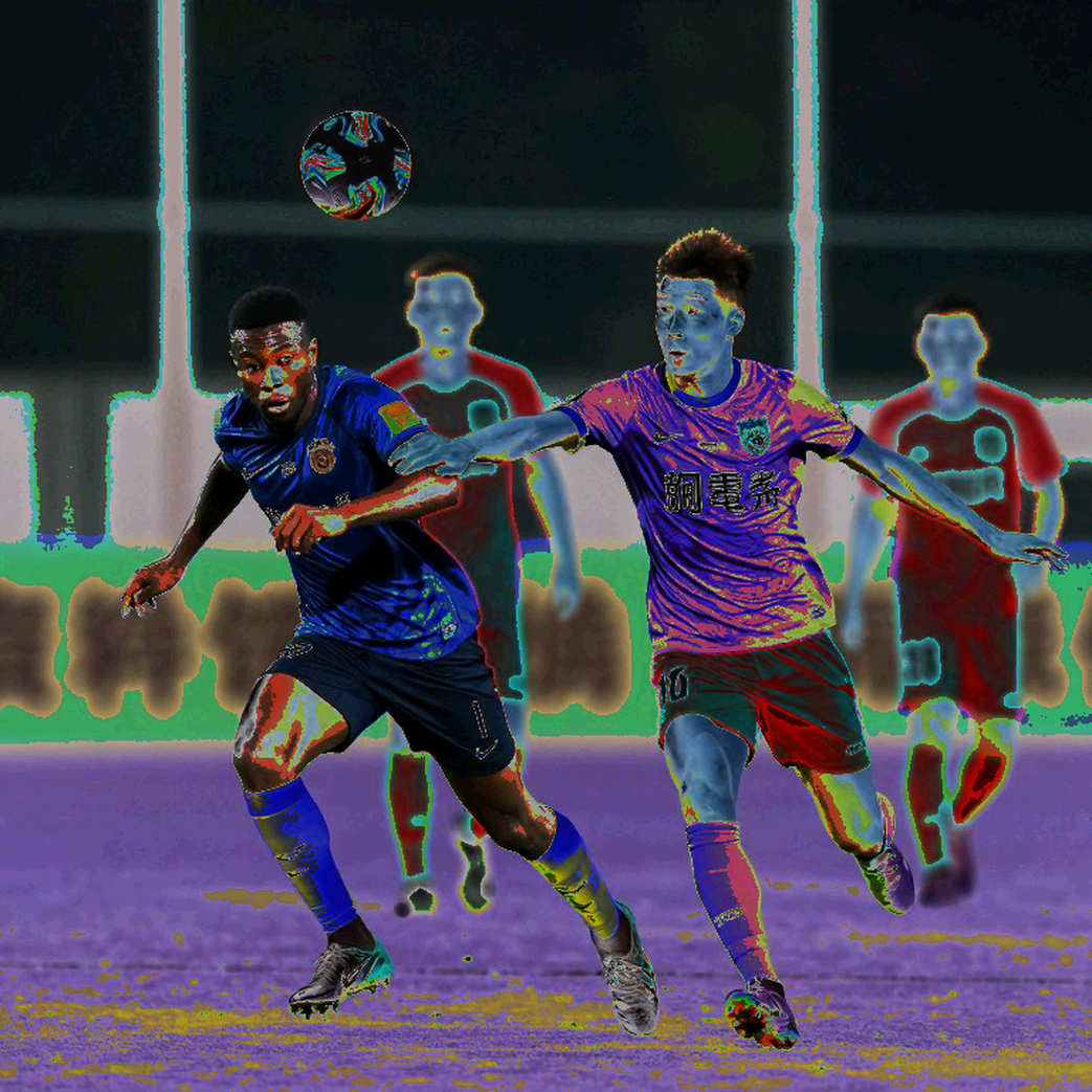 नाइटकूप का ऑडिट: ट्रेलर का दावा, प्लेटफ़ॉर्म का आंकड़ा, और 23 अक्टूबर की परीक्षा